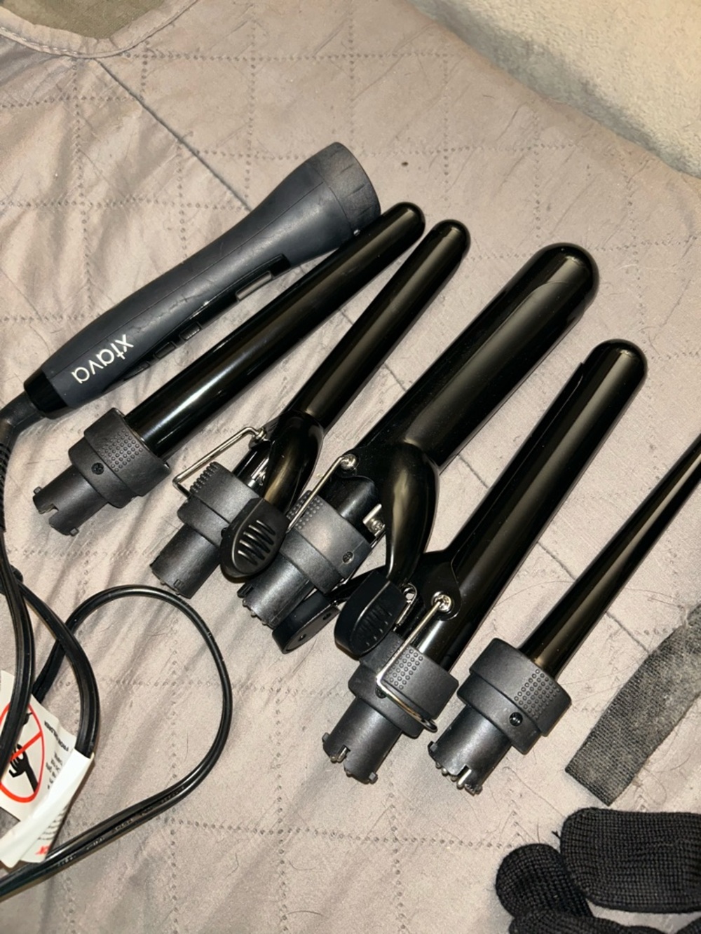 Xtava Black 4-in-1 Interchangeable Curling Wand Set - Black - Picture 5 of 7